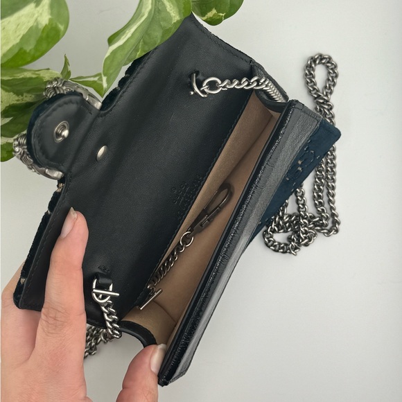 Gucci GG Velvet Dionysus - Picture 7 of 8